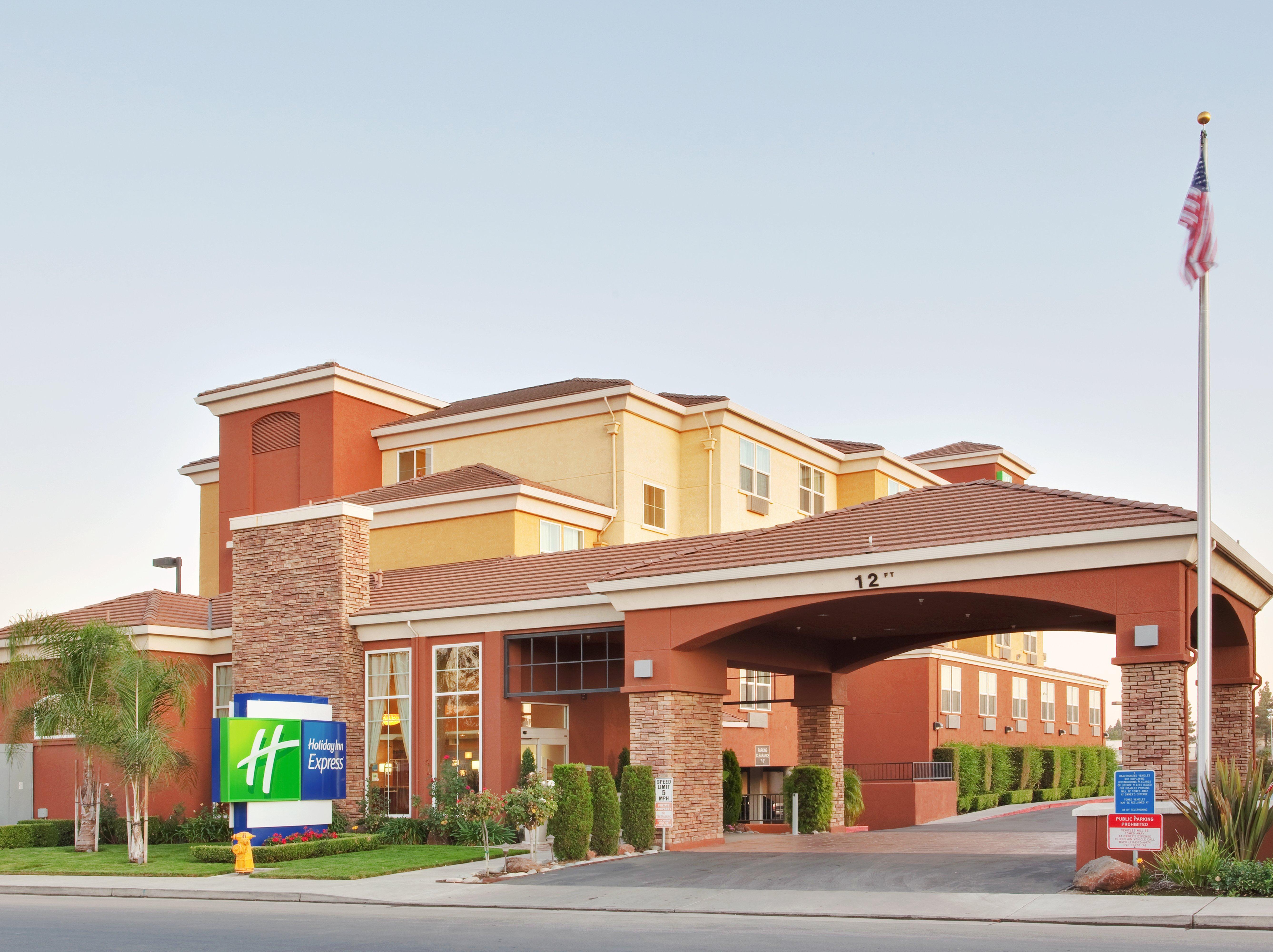 Holiday Inn Express- West Sacramento By Ihg Exterior foto
